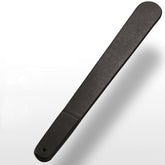 Longue pagaie en cuir