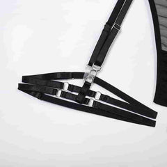 Ensemble de lingerie à bretelles avec jarretière