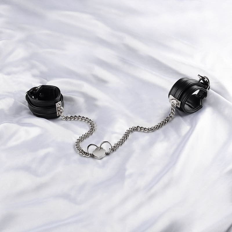 Heart-Shaped Lock Handcuffs with Chain